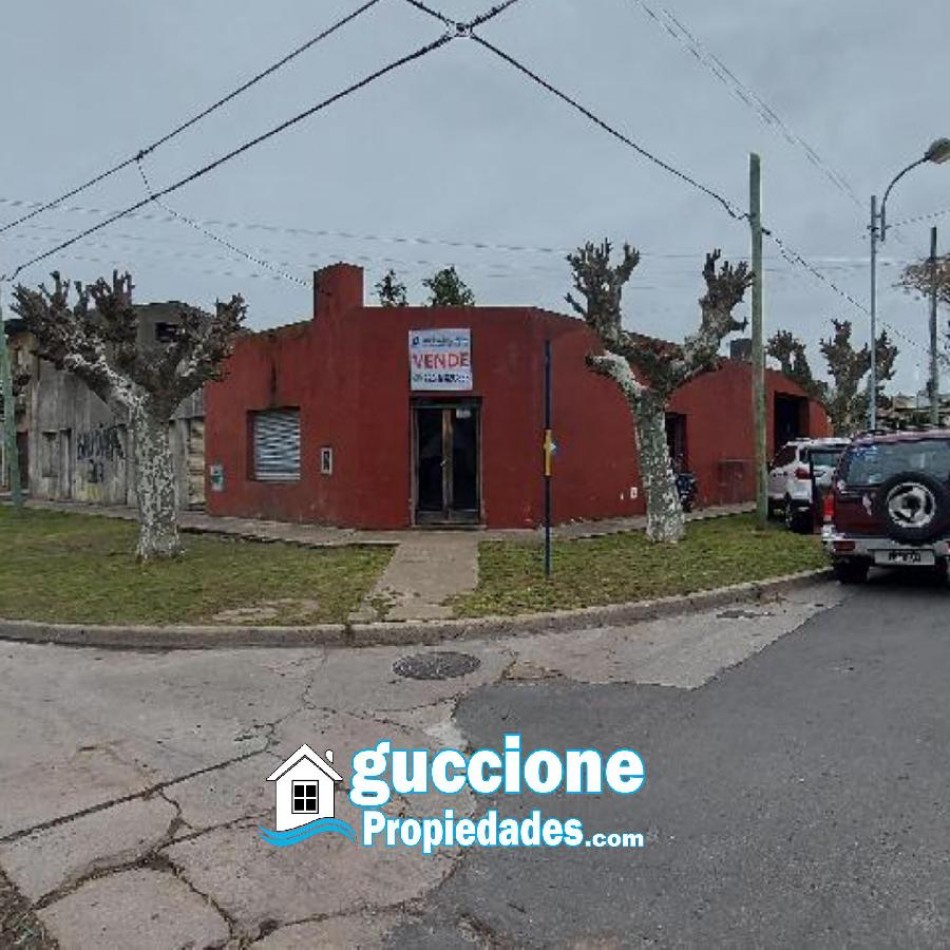 GRAN ESQUINA DE 20 X 32 LOCAL 130 MTS MAS 2 DEPARTAMENTOS A RECICLAR 