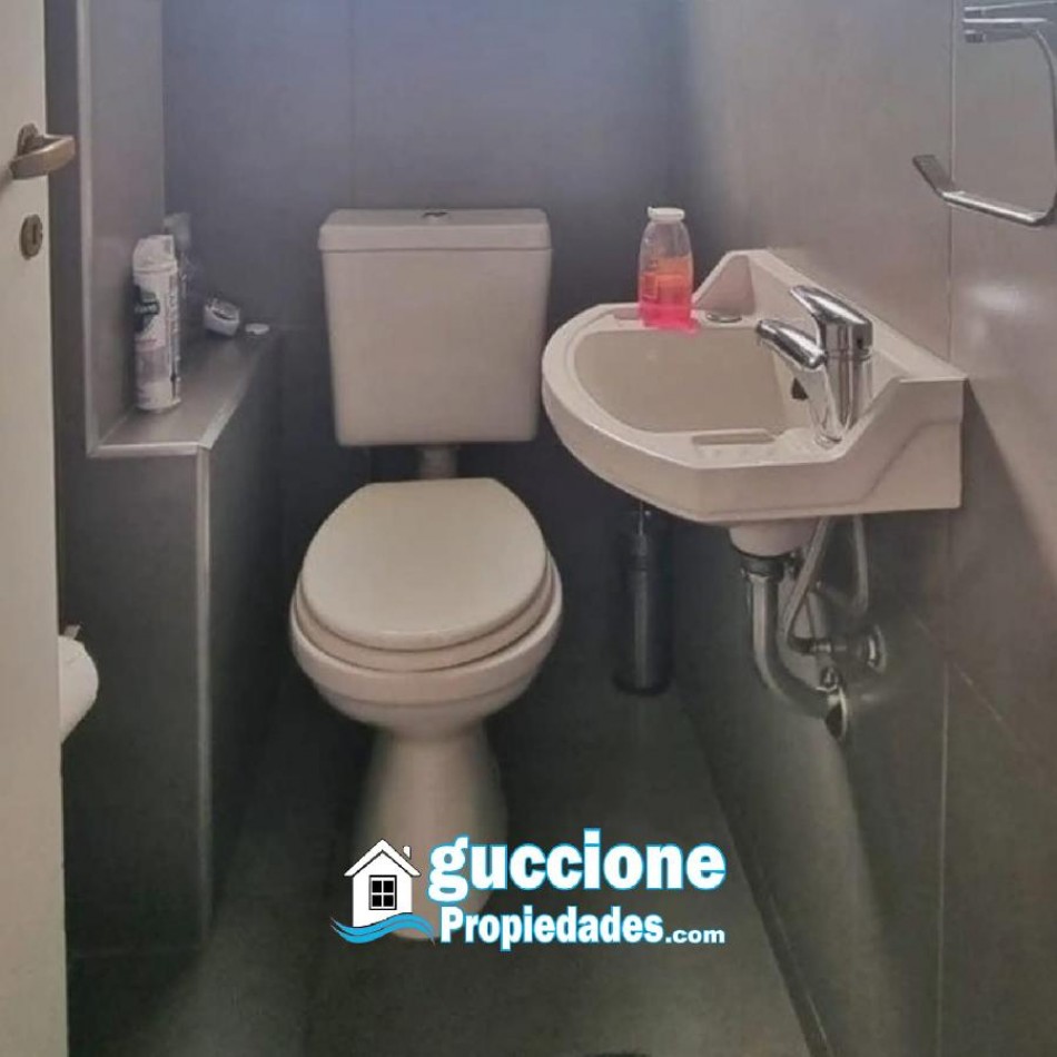 ¡VENDEMOS ESTE HERMOSO DEPARTAMENTO 4 AMBIENTES!! INSTALCION DE GAS Y ELECTRICIDAD NUEVAS!!