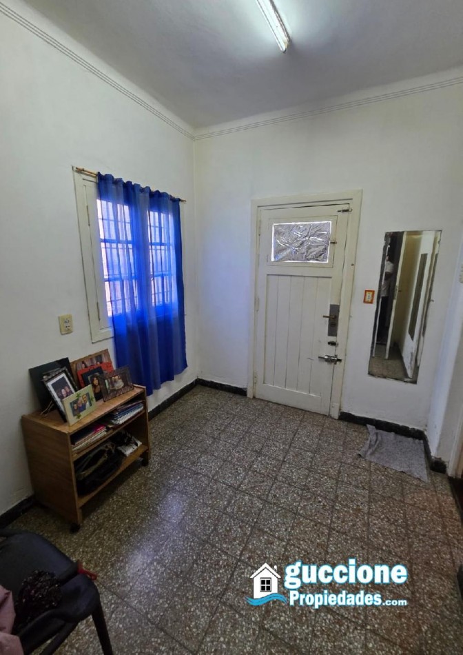 CHALET 3 AMBIENTES A UNA CUADRA DE JUAN B JUSTO A UN PRECIO MUY COMPETIVO 
