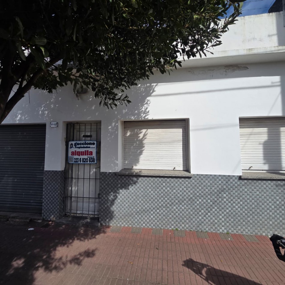 CASA FRENTE CON GARAGE 3 AMBIENTES MAS DEPARTAMENTO 2 AMBIENTES
